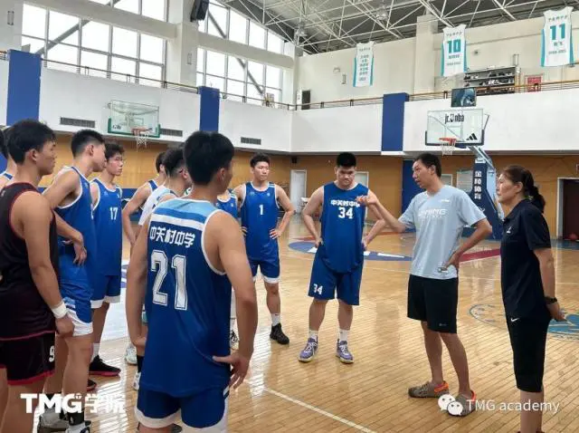 职业篮球运动员分享比赛中的训练心得_2