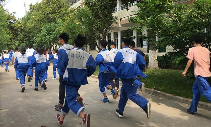 为什么篮球教练要不断改进训练方法_1